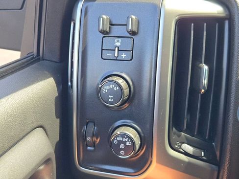 Used 2018 Chevrolet Silverado 1500 LT w/ All Star Edition AWD/4WD image 30