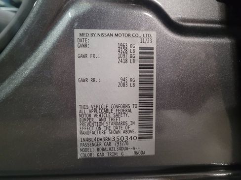 Used 2024 Nissan Altima 2.5 SV FWD image 33