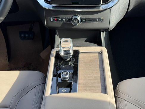 New 2026 Volvo XC90 B6 Plus w/ Protection Package image 9