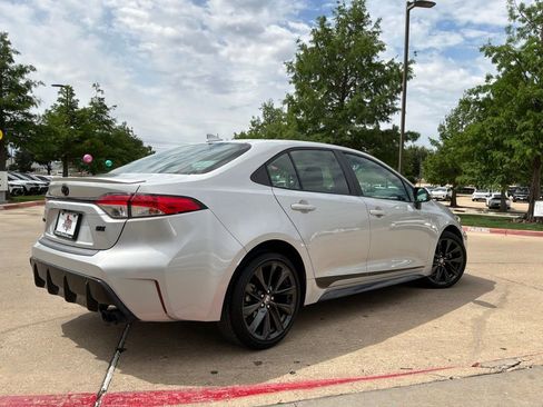 Used 2024 Toyota Corolla SE FWD image 5