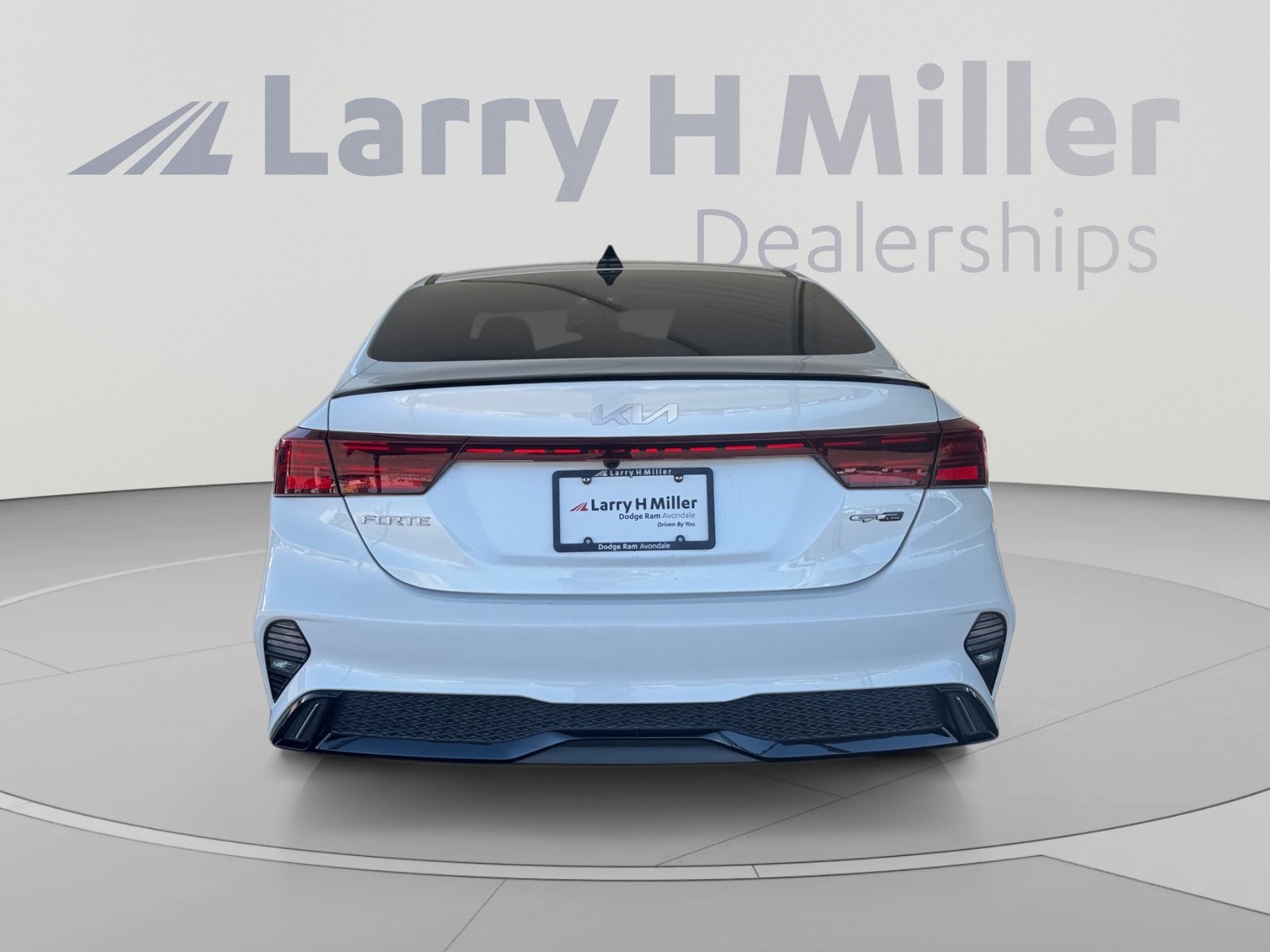 Used 2024 Kia Forte GT-Line FWD image 4