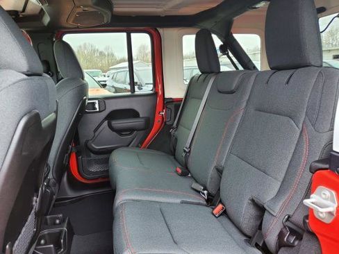 New 2026 Jeep Wrangler Unlimited Rubicon w/ Whitecap Package image 23