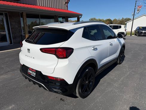 Used 2025 Buick Encore GX Sport Touring w/ Comfort Package image 4