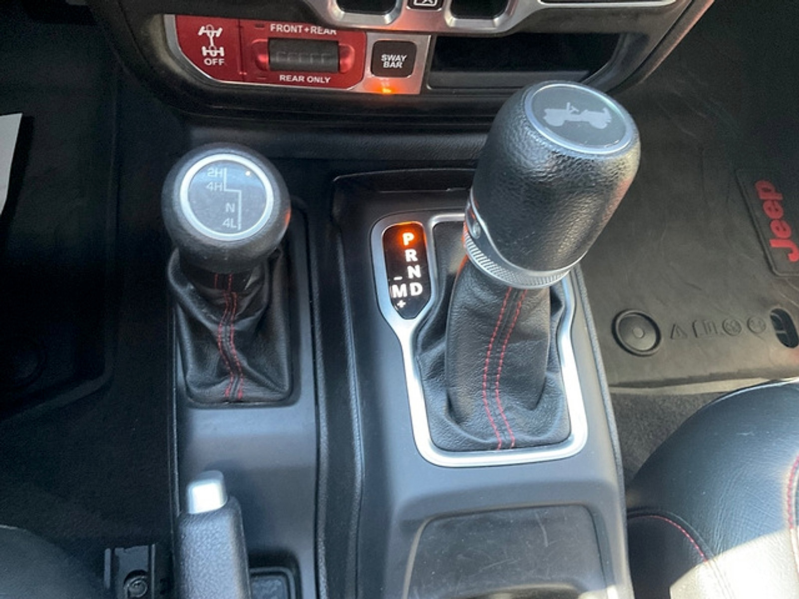 Used 2020 Jeep Wrangler Unlimited Rubicon AWD/4WD image 25