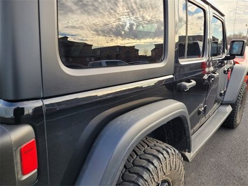 Used 2021 Jeep Wrangler Unlimited Rubicon image 5