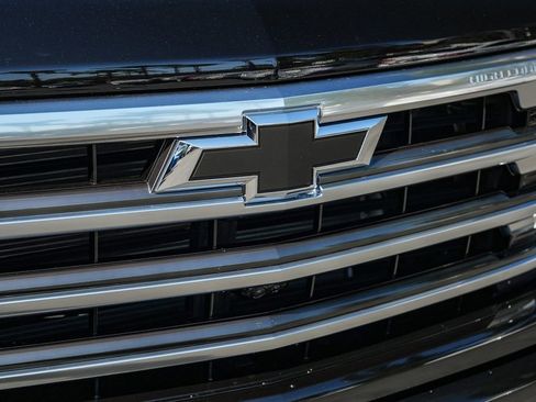 New 2026 Chevrolet Silverado 1500 High Country AWD/4WD image 9