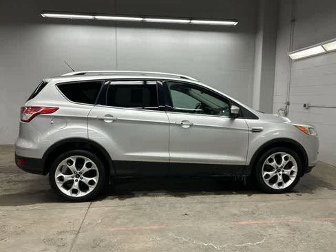 Used 2014 Ford Escape Titanium AWD/4WD image 3