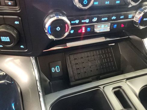 Used 2023 Ford F150 Lariat w/ Equipment Group 502A High image 18