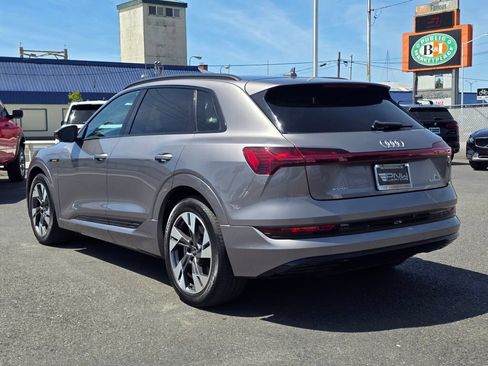 Used 2021 Audi e-tron Premium w/ Convenience Plus Package AWD/4WD image 8