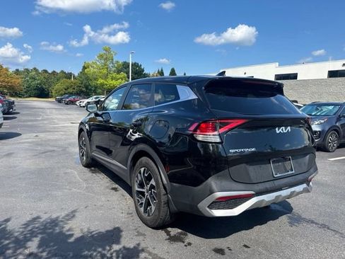Certified 2023 Kia Sportage EX FWD image 3