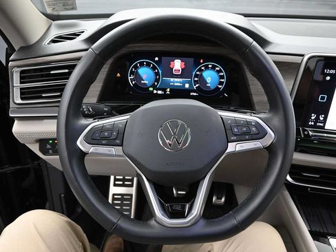Used 2026 Volkswagen Atlas SEL Premium R-Line AWD/4WD image 14