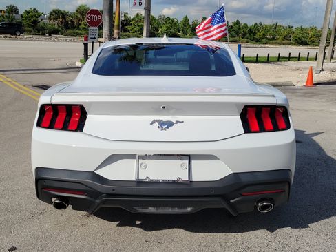 Used 2024 Ford Mustang Premium RWD image 6