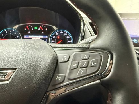 Used 2024 Chevrolet Equinox RS w/ RS Leather Package AWD/4WD image 24