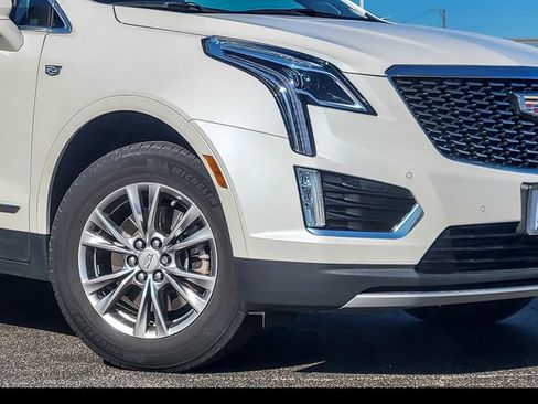 Certified 2023 Cadillac XT5 Premium Luxury AWD/4WD image 4