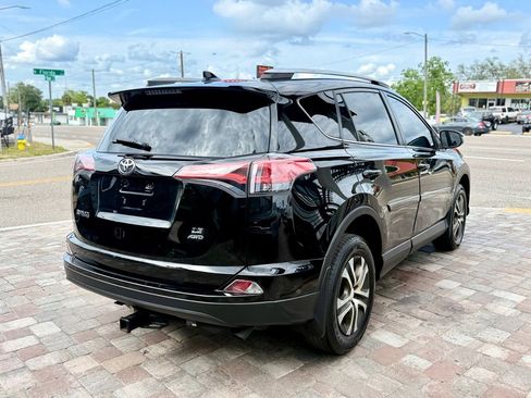 Used 2018 Toyota RAV4 LE w/ All Weather Liner Package AWD/4WD image 8