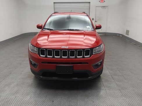 Used 2018 Jeep Compass Latitude w/ Popular Equipment Group AWD/4WD image 15