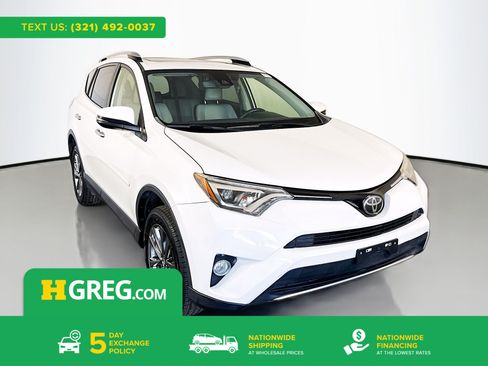 Used 2018 Toyota RAV4 Limited FWD image 1