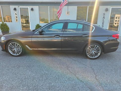 Used 2017 BMW 530i xDrive w/ Premium Package AWD/4WD image 7