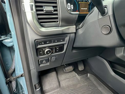 Used 2023 Ford F150 Lariat w/ Equipment Group 502A High image 23