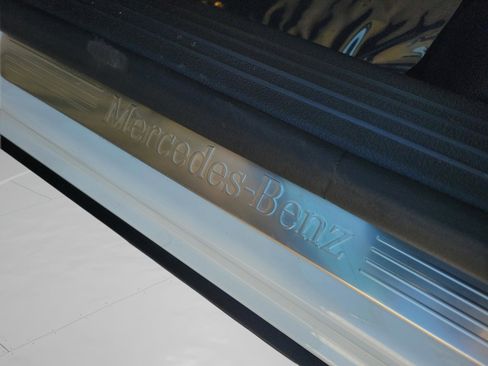 Certified 2025 Mercedes-Benz GLB 250 image 32