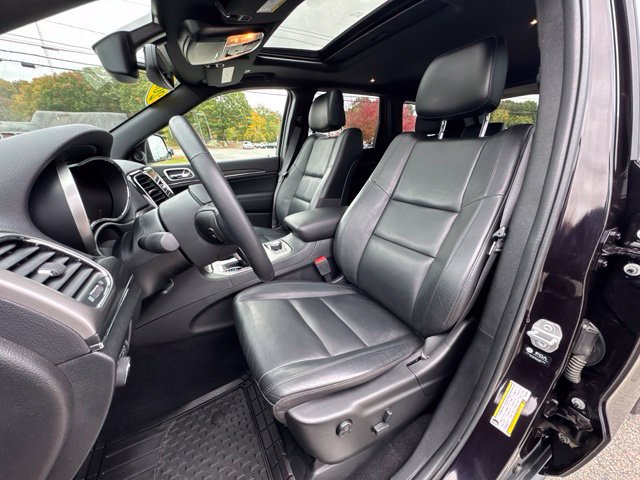 Used 2021 Jeep Grand Cherokee Limited AWD/4WD image 34