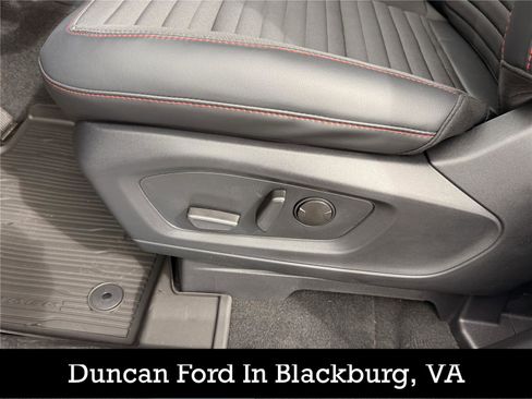 New 2026 Ford Explorer ST-Line w/ ST-Line Street Pack image 12