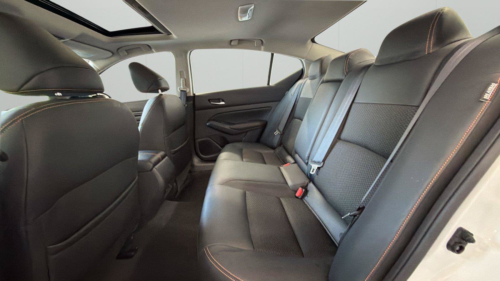 Used 2021 Nissan Altima 2.5 SR w/ SR Premium Package AWD/4WD image 11