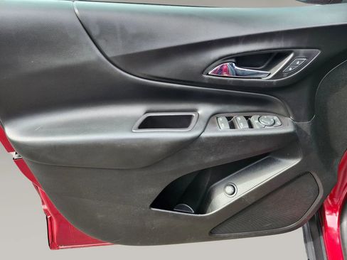 Used 2019 Chevrolet Equinox LT image 13
