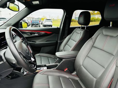 Used 2024 Chevrolet TrailBlazer RS w/ Convenience Package image 23