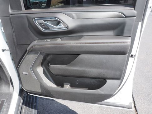 Used 2023 GMC Yukon XL AT4 image 26