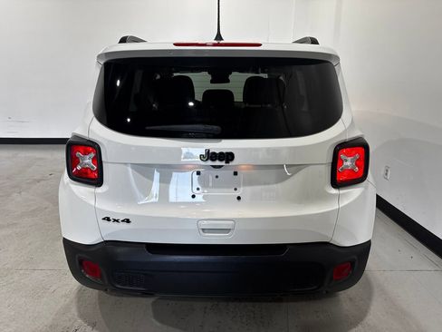 Used 2023 Jeep Renegade Altitude AWD/4WD image 25
