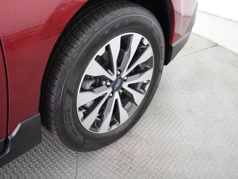Used 2017 Subaru Outback 2.5i Limited AWD/4WD image 64