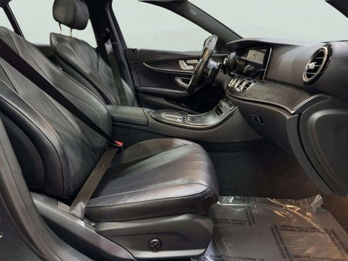 Used 2023 Mercedes-Benz E 350 4MATIC Sedan image 54