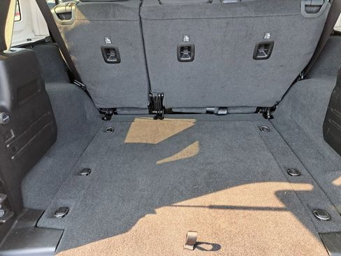 Used 2022 Jeep Wrangler Unlimited Sport image 25