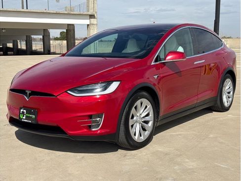 Used 2017 Tesla Model X 100D image 3