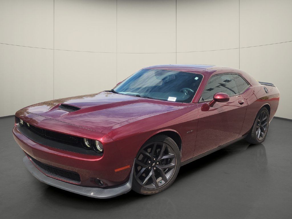 Used 2019 Dodge Challenger R/T w/ Blacktop Package RWD image 3