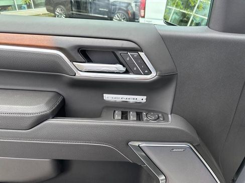 New 2026 GMC Sierra 1500 Denali w/ Denali Reserve Package AWD/4WD image 13