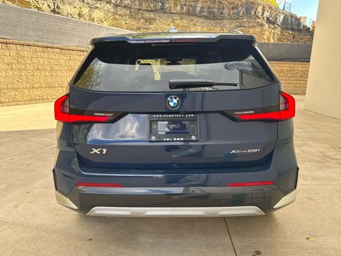New 2026 BMW X1 xDrive28i w/ Convenience Package image 4