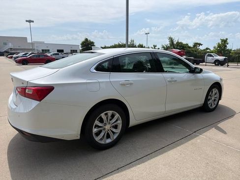 Used 2024 Chevrolet Malibu LT FWD image 5