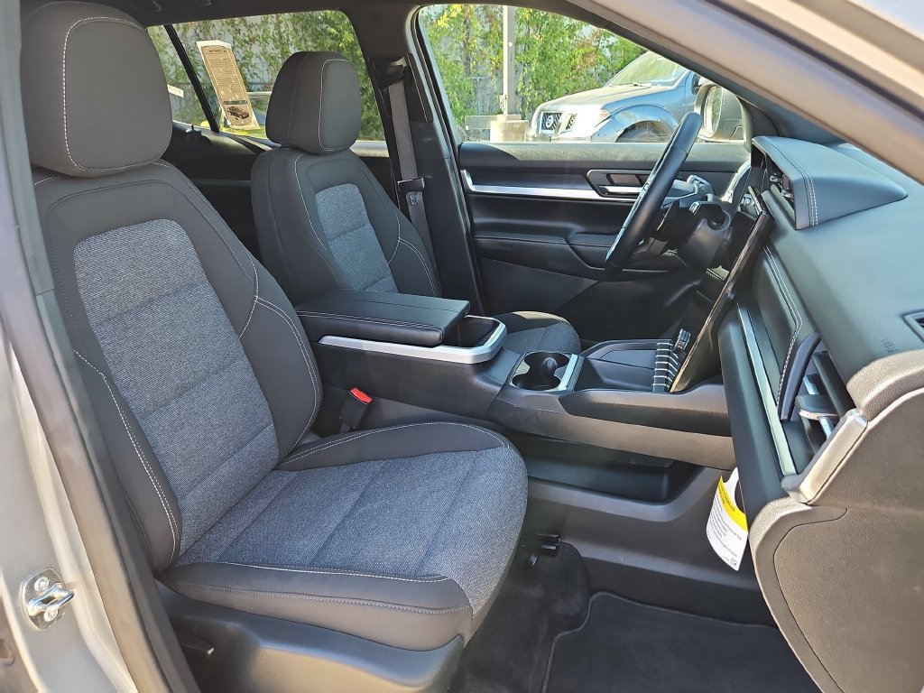 Used 2026 GMC Terrain Elevation AWD/4WD image 30