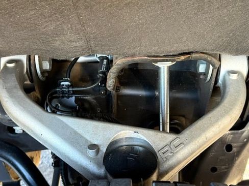 Used 2024 Chevrolet Silverado 3500 LT w/ Safety Package AWD/4WD image 7