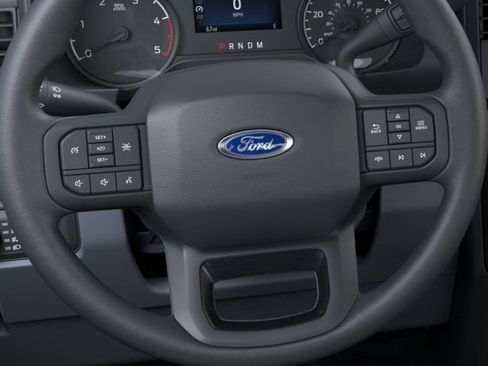 New 2026 Ford F350 4x4 Crew Cab DRW Super Duty image 12