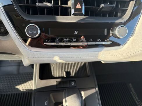 Certified 2026 Toyota Corolla Cross LE image 22