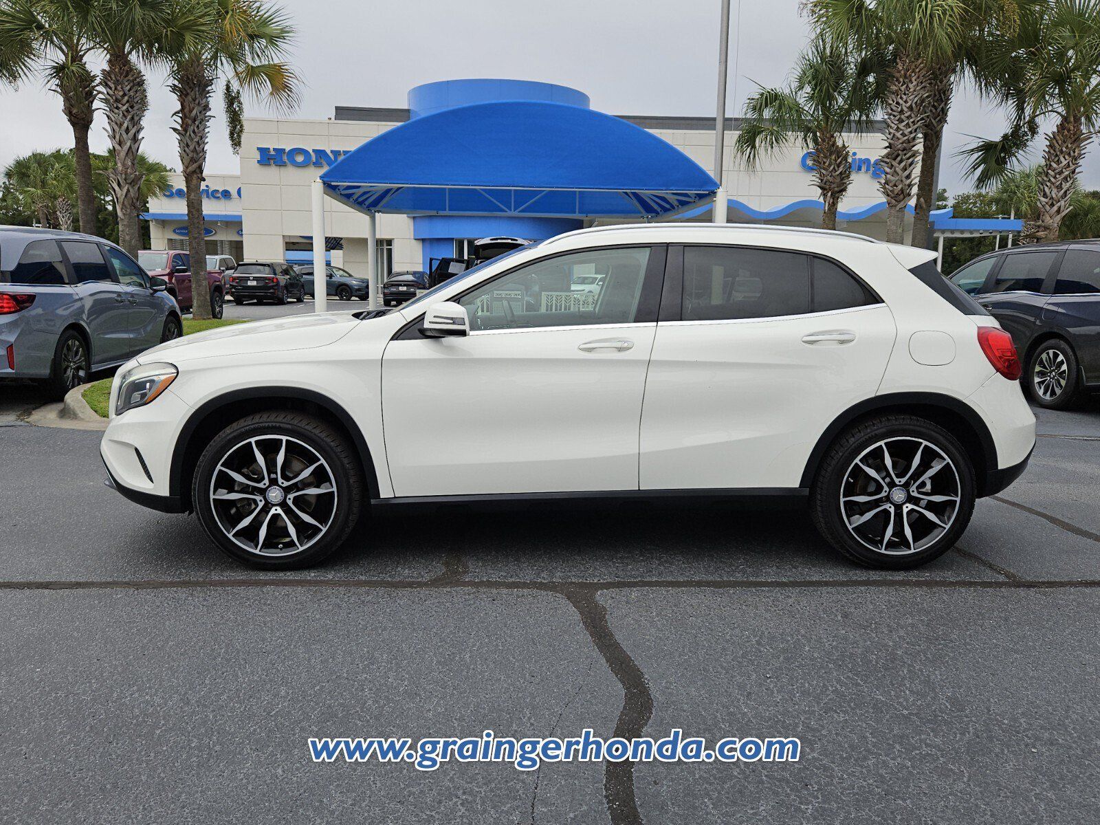 Used 2015 Mercedes-Benz GLA 250 image 2