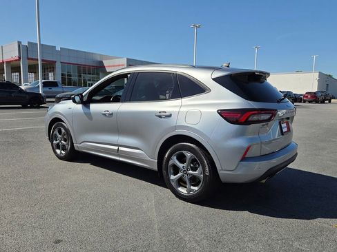 Used 2023 Ford Escape ST-Line w/ Tech Pack #1 image 9