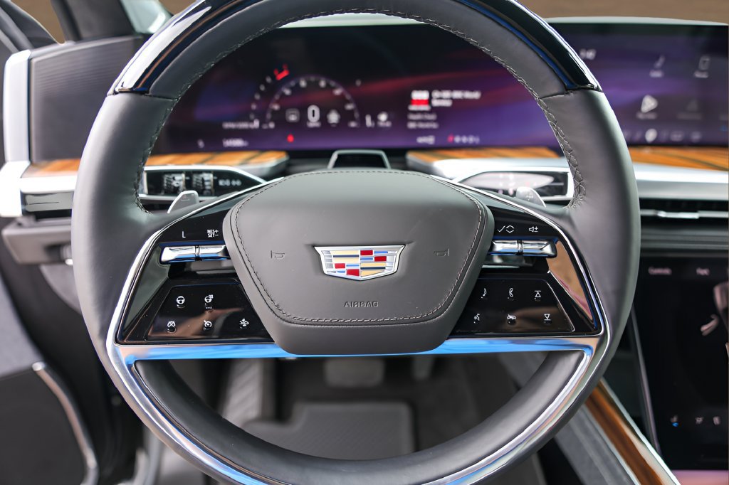 Certified 2025 Cadillac Escalade Sport Platinum w/ LPO, ONYX Package AWD/4WD image 12