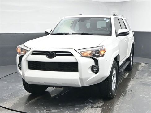 Used 2021 Toyota 4Runner SR5 Premium w/ Moonroof Package image 3