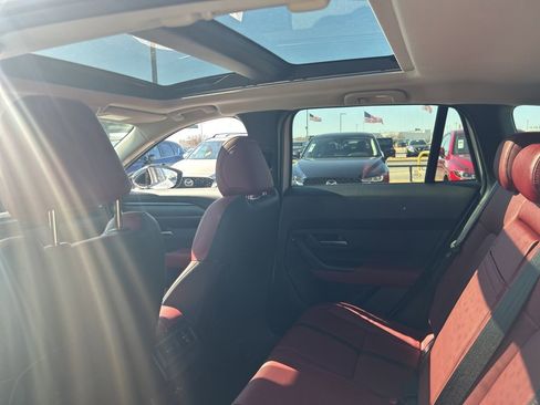 Used 2025 MAZDA CX-50 AWD 2.5 Hybrid w/ Weather Package image 5