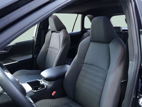 Certified 2022 Toyota RAV4 SE w/ Weather & Moonroof Package AWD/4WD image 18