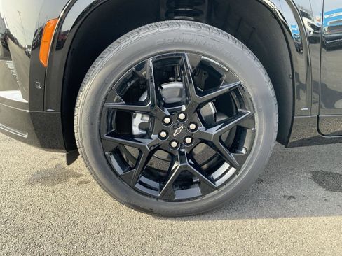 New 2026 Chevrolet Traverse RS w/ LPO, Floor Liner Package image 24